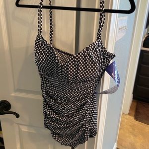 Magic swimsuit polka dot - size 14